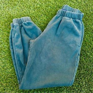 Brandy Melville Faded Forest Green Rosa Sweatpants